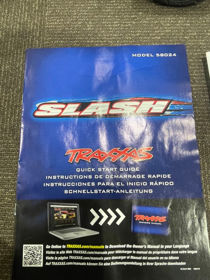 traxxas shlash 送料込みにしたのでお値段上がりました