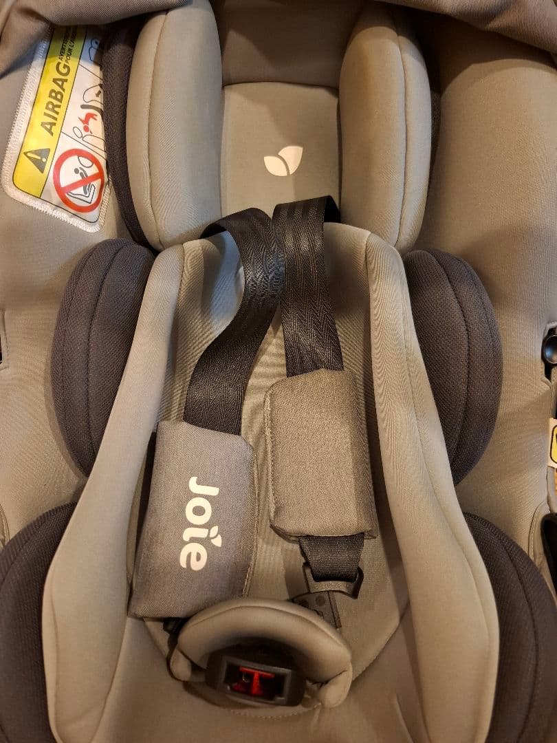 Joie チャイルドシートi-Snug グレー