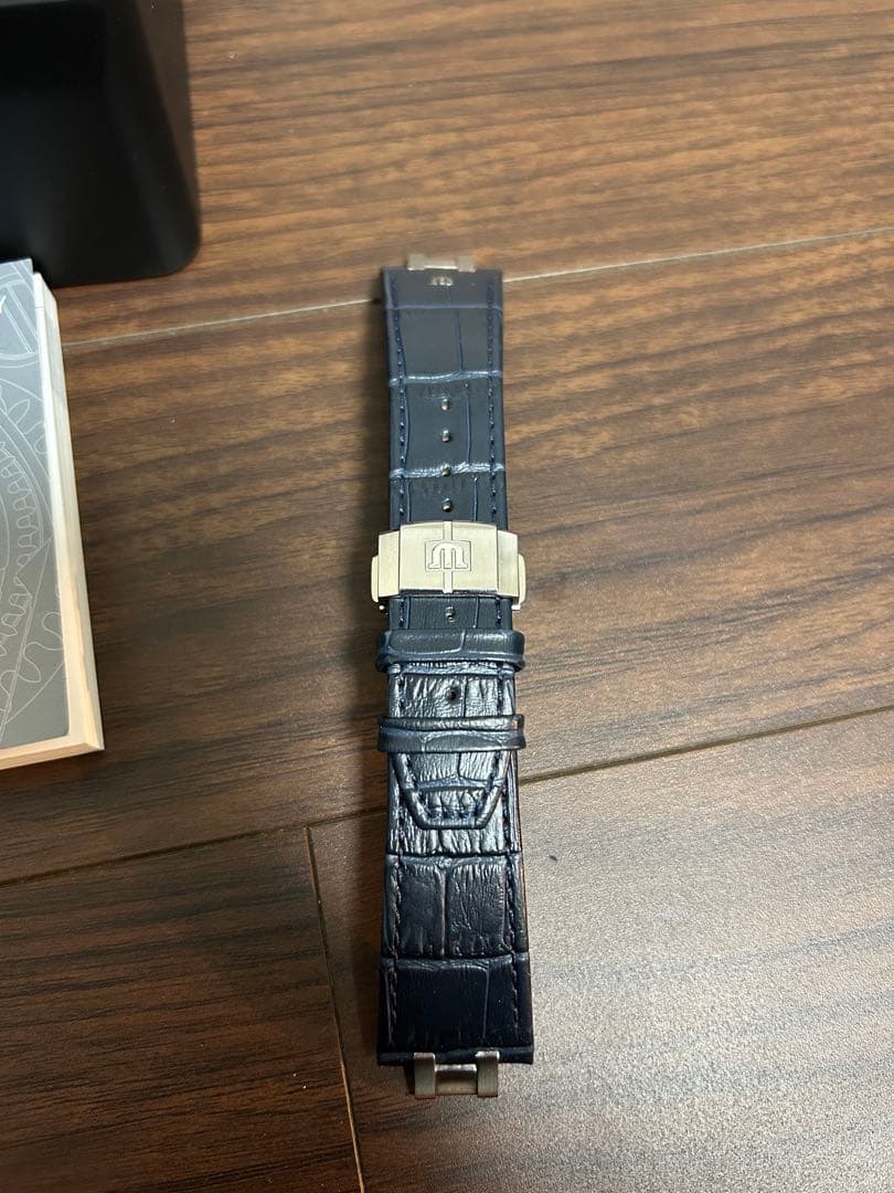 モーリスラクロア　アイコン　42mm Maurice Lacroix ブルー