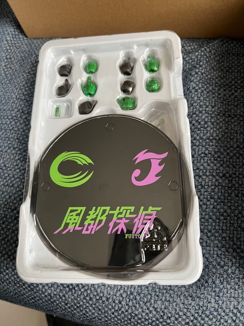 S.H.Figuarts 真骨彫　仮面ライダーW サイクロンジョーカー 風都探偵