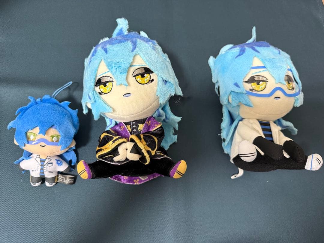 超メルカリ市限定価格　ツイステ　イグニハイド　引退品