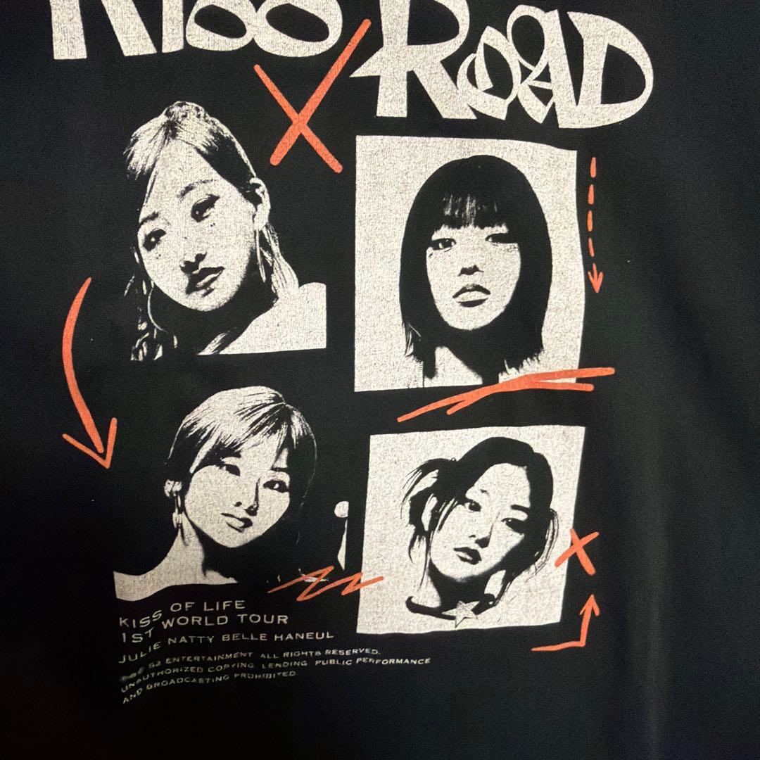 KISS OF LIFE キオプ KISS ROAD Tシャツ - メルカリ