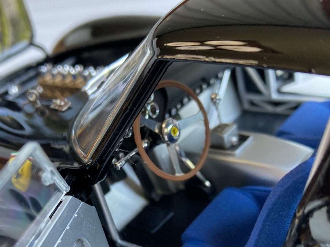 フェラーリ F250 1/18 ブラック ダイキャストモデル 大幅値下げ！