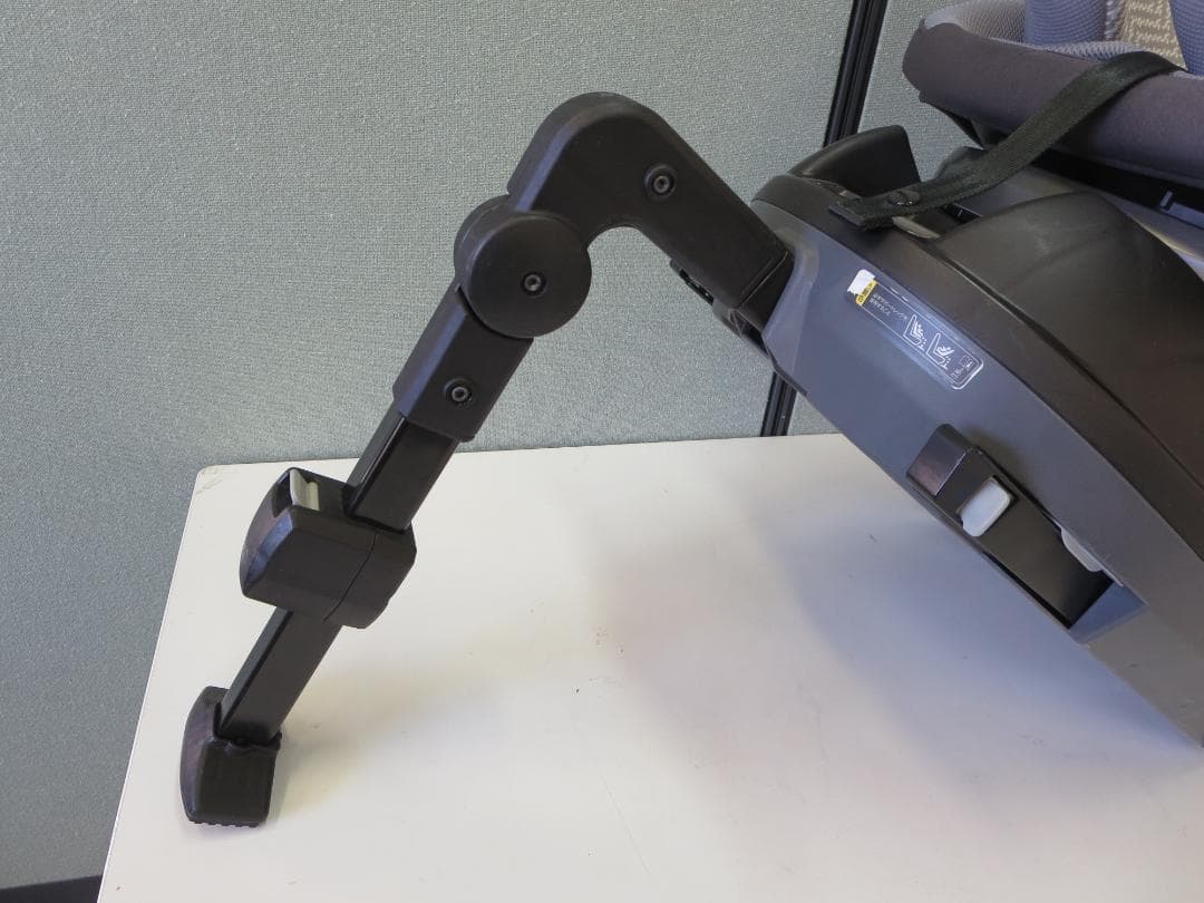 コンビ　クルムーヴ スマート ISOFIX エッグショック JN-570