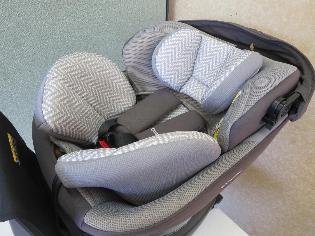 コンビ　クルムーヴ スマート ISOFIX エッグショック JN-570