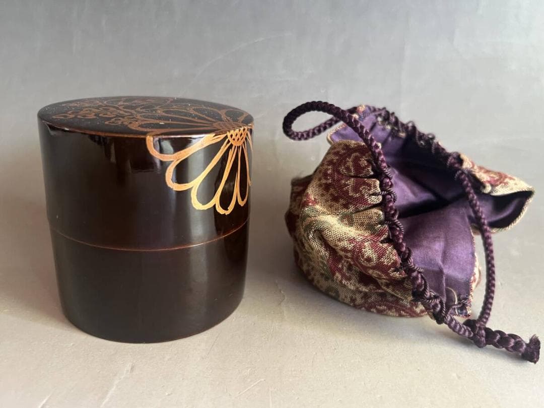 棗□なつめ 漆器茶入れ 桐・菊紋 丸棗 お茶道具 古美術 時代物 骨董品□