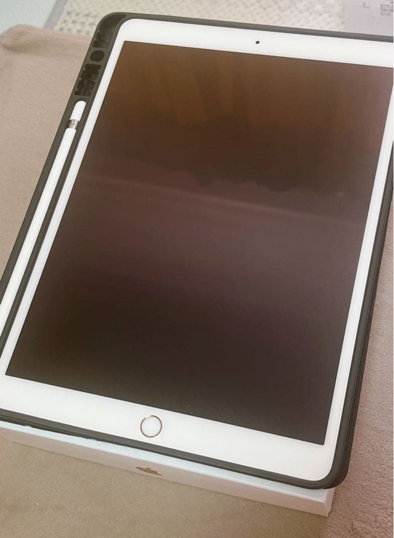 Apple iPad Pro 10.5 Wi-Fi 64GB ローズゴールド