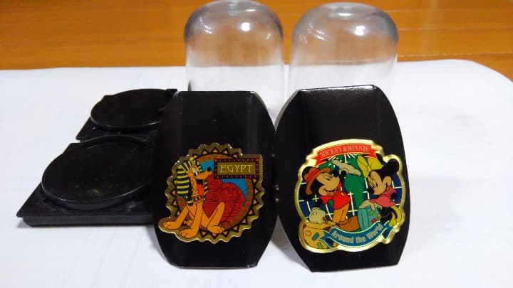 ディズニー　ピンズ　コレクション　世界の旅　全２６種類　プラケース入り