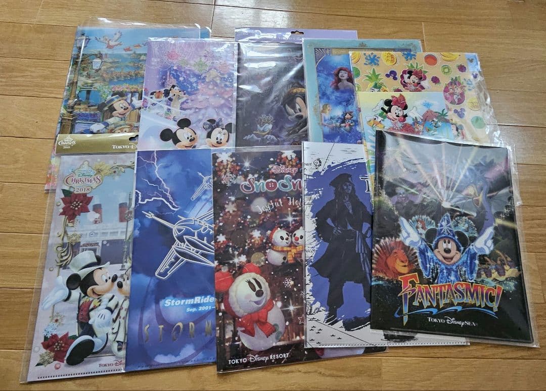 ディズニーキャラクタークリアファイルセット