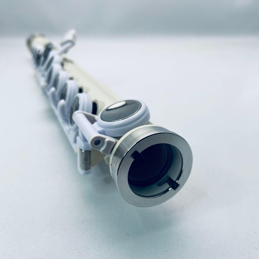 NUVO Student Flute ホワイト/スチール 付属品完備