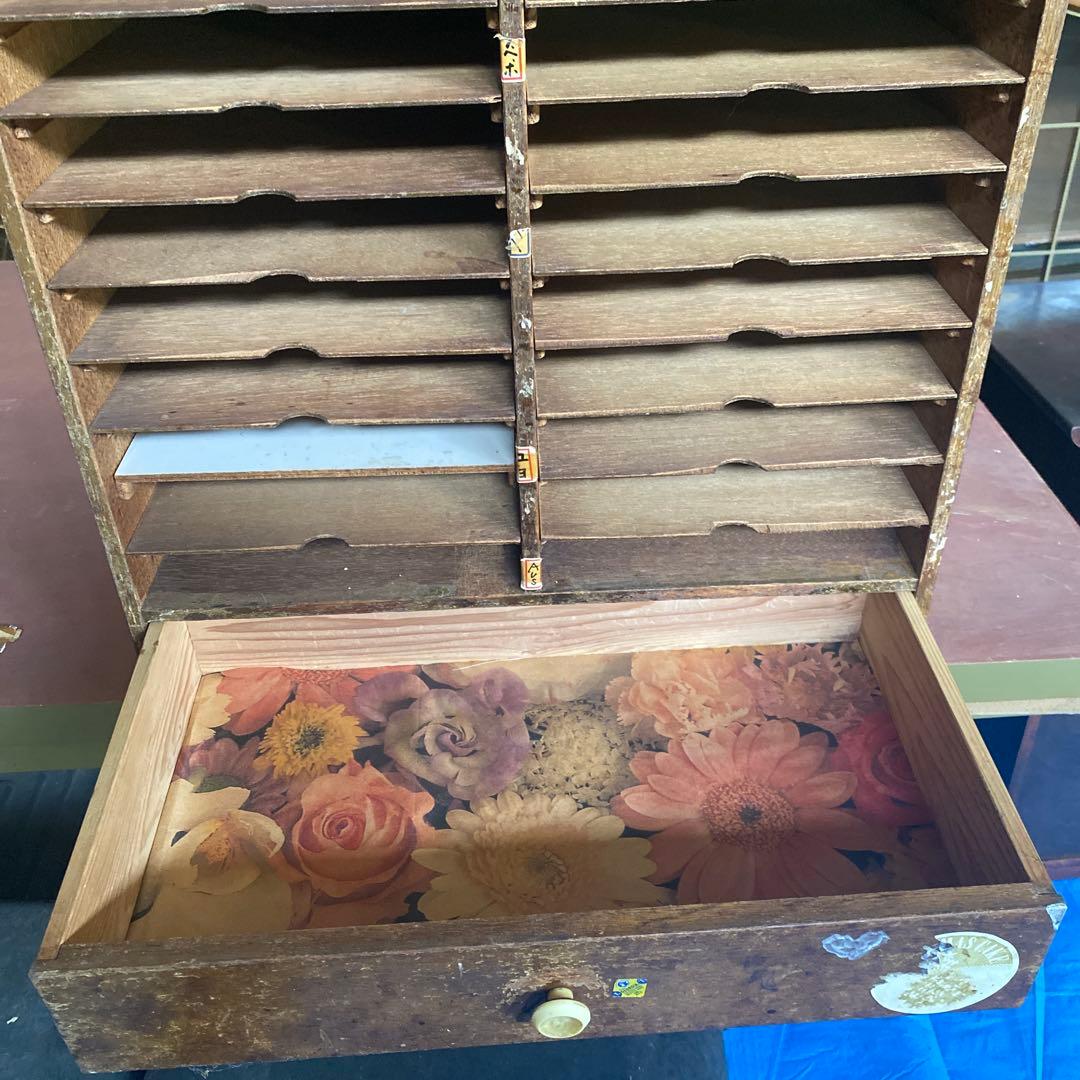 昭和レトロ カルテ棚 木製 収納ラック 12段 引き出し付き 美術品