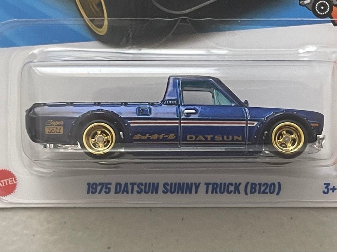 ミニカー 1975 DATSUN SUNNY TRUCK STH