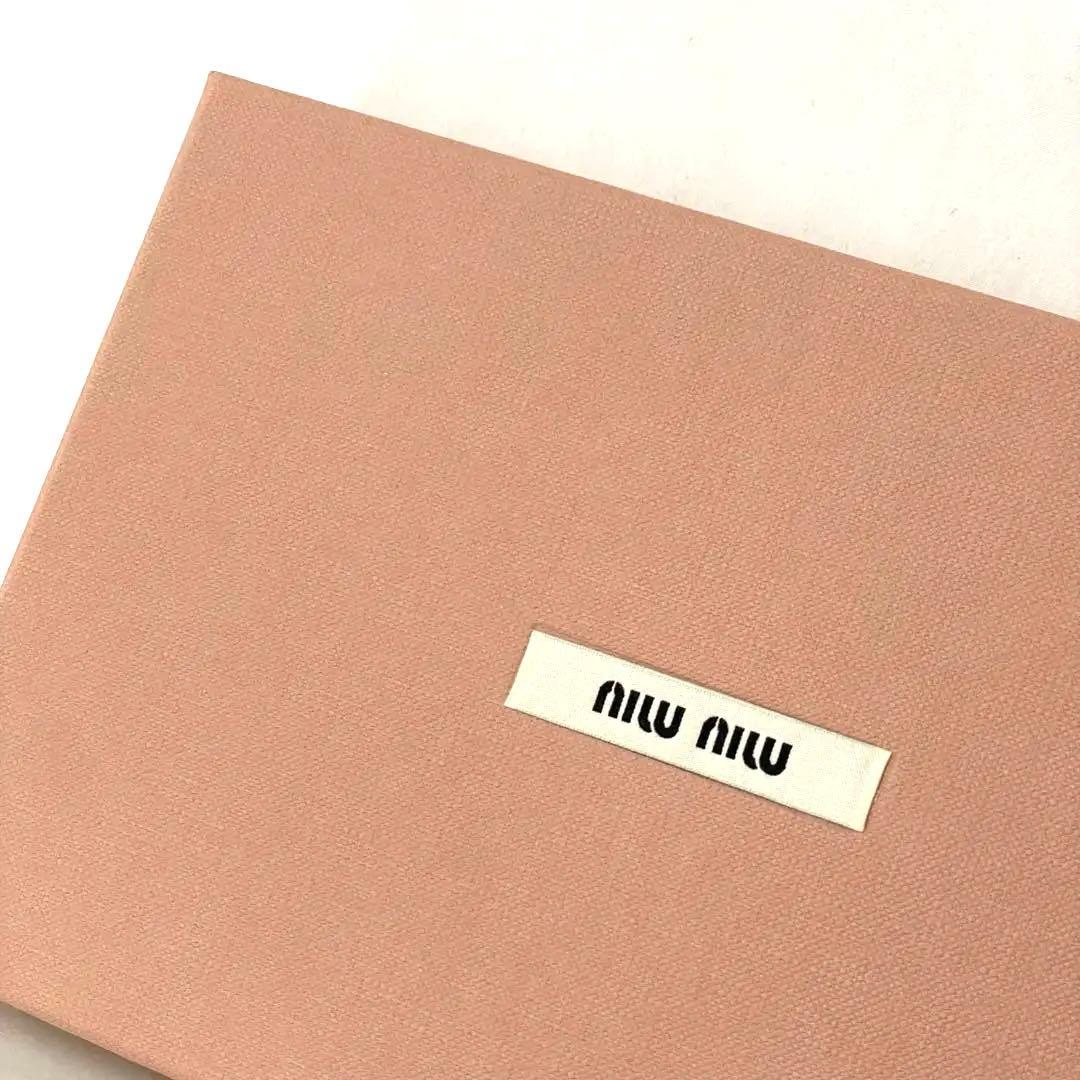 最終残1】MIUMIU ミュウミュウ iPhone 15 PRO ケース