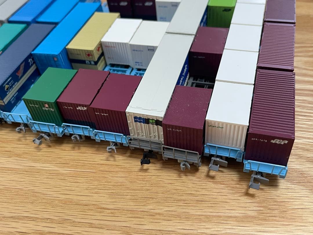 鉄道模型 Nゲージ コキ100系17両 全車コンテナ付き&12両用ケース付き