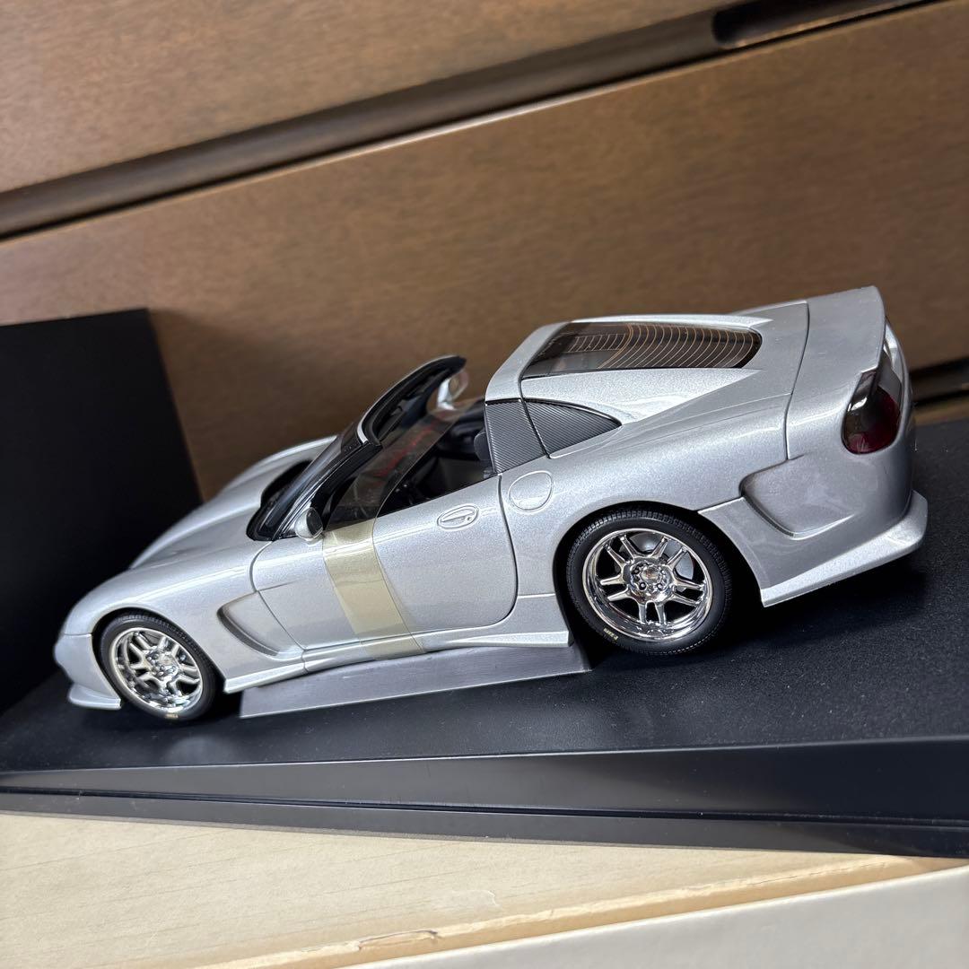 オートアート　キャラウェイ C12 1/18 未使用