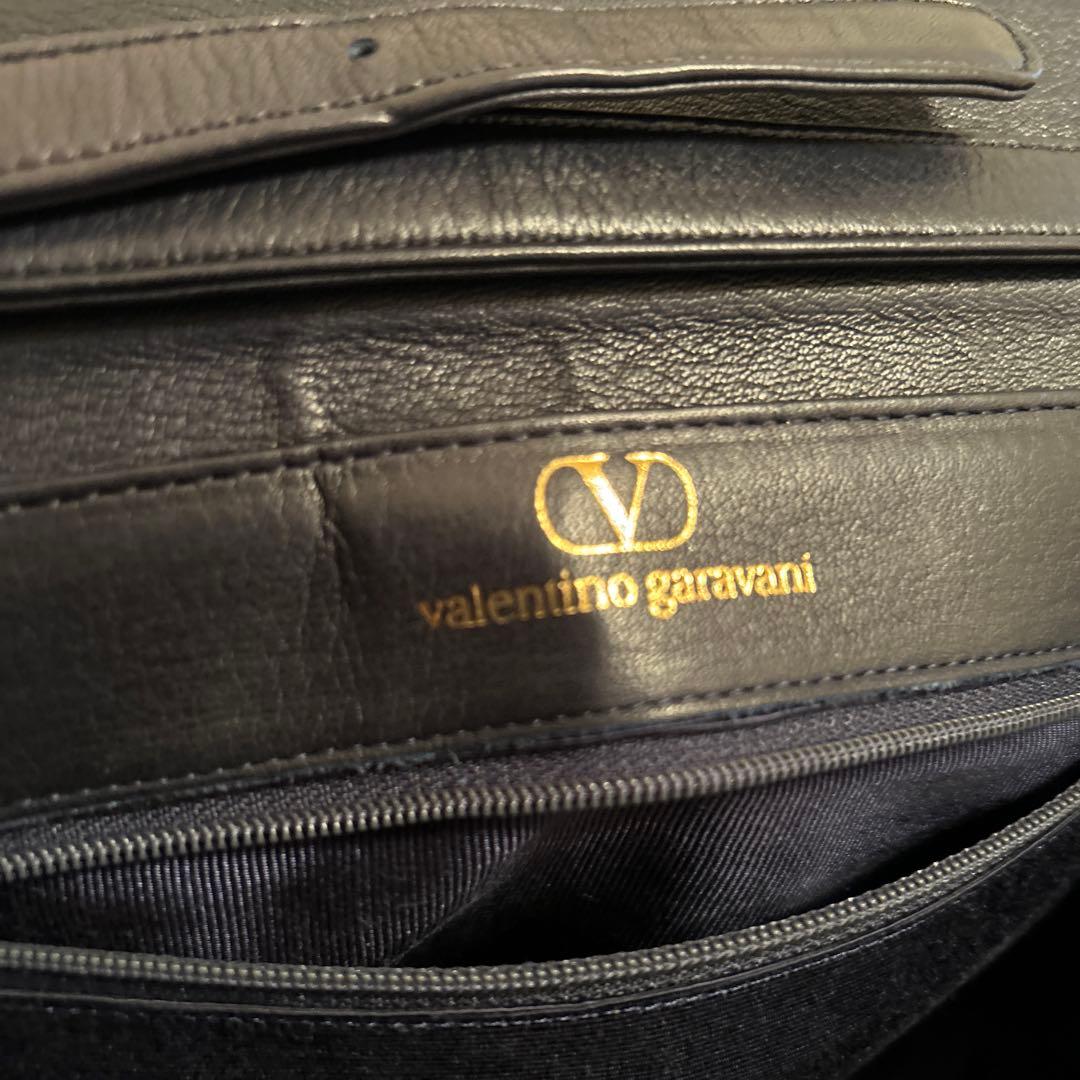 ヴァレンティノ ガラヴァーニ ショルダーバッグ　ネイビー
