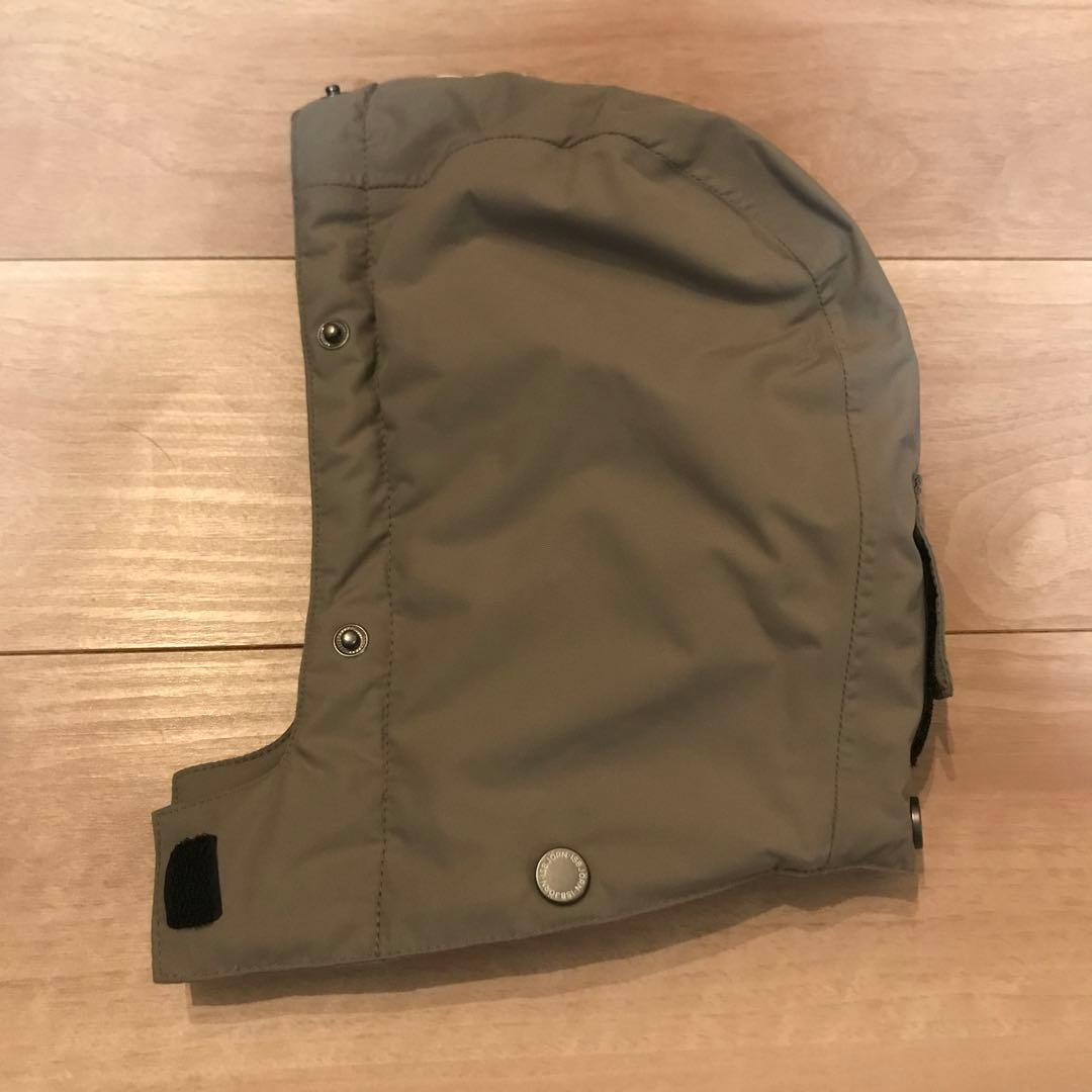 イスビョン スキーウェア　ファーフード付き