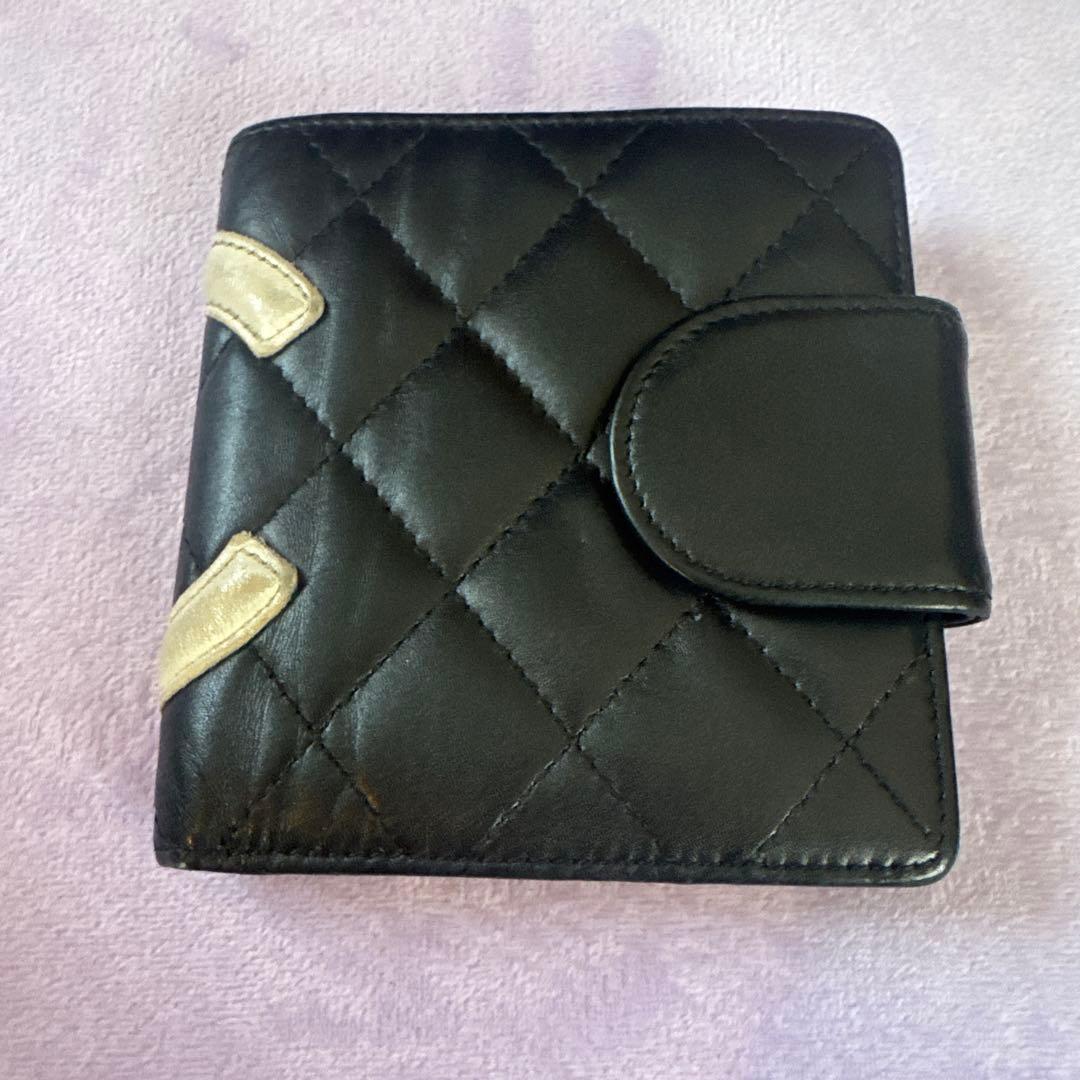CHANEL キルティング 二つ折り財布 黒