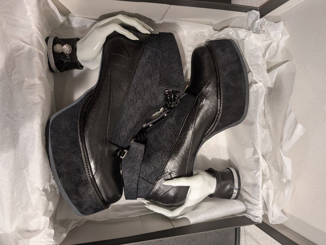 おふ【限定品】hazama 惹きずり込まれる運命のドレスシューズ