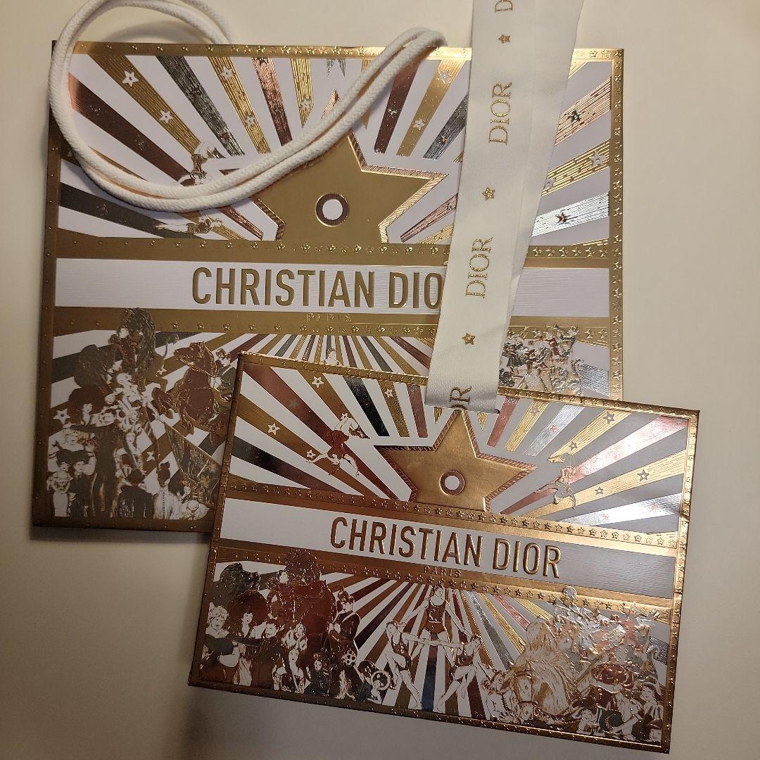 ディオール DIOR 2025 ホリデー ショッパー ギフトボックス - メルカリ