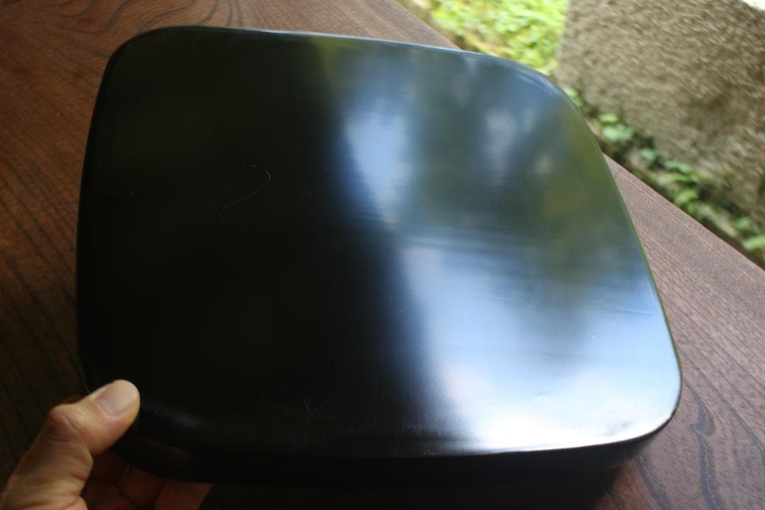 極小保管傷のみ！シンプルデザインに上質黒漆の美しい隅丸四方膳（検輪島塗お膳お盆