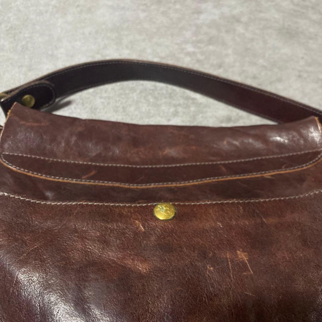 【✨希少✨】イルビゾンテ ロゴ刻印 ショルダーバッグ レザー 茶色