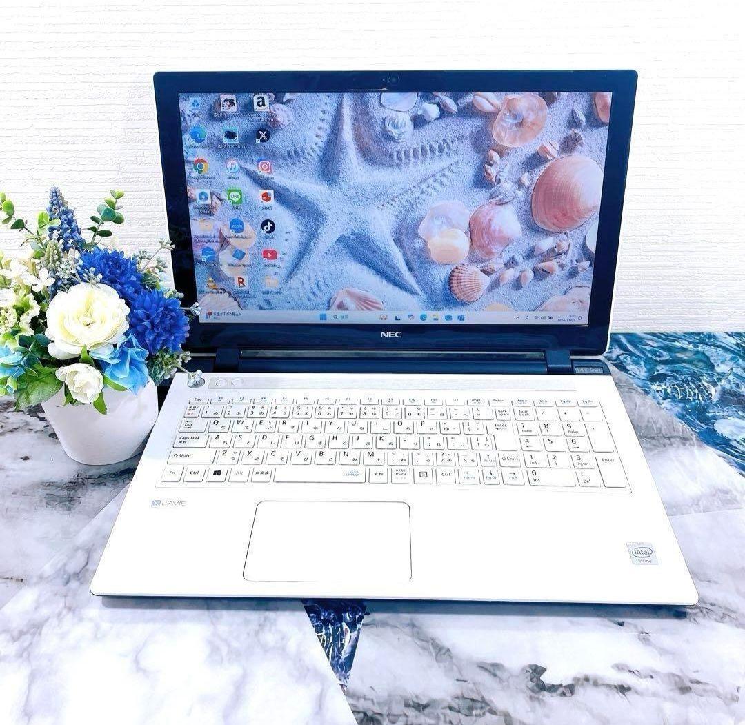 人気の白✨薄型ノートパソコン✨新品SSD512GB✨初心者⭕Windows11