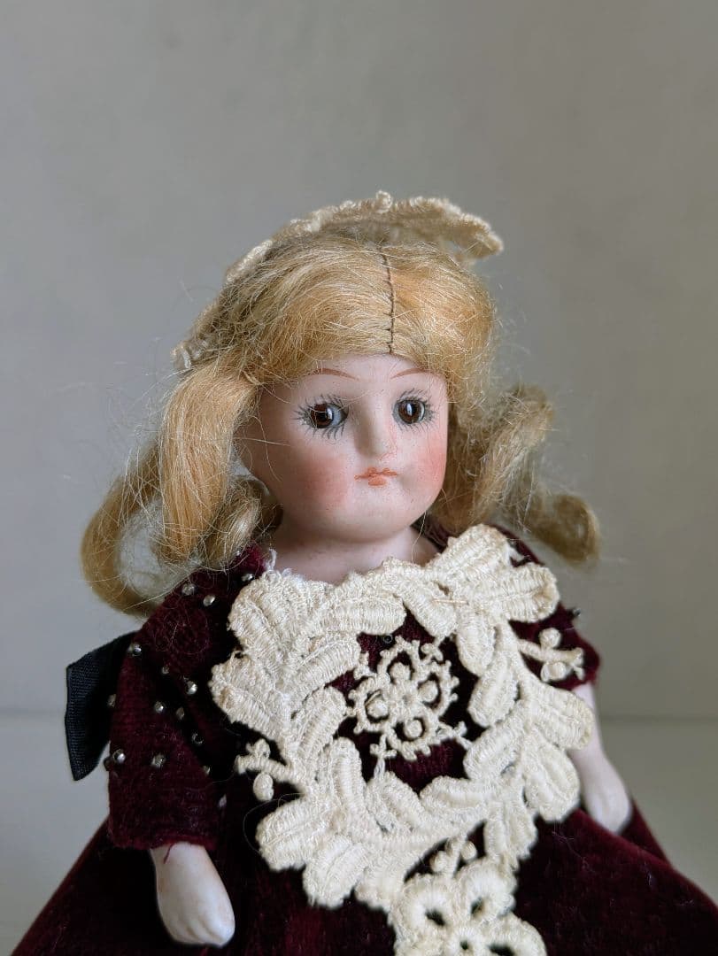 ミニョネット ドイツ アンティーク ビスクドール