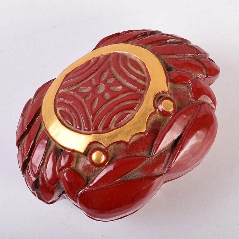 くりのぼう　高岡漆器　木彫師　般若勉（雲舟）作　蟹香合　共箱　V　8480