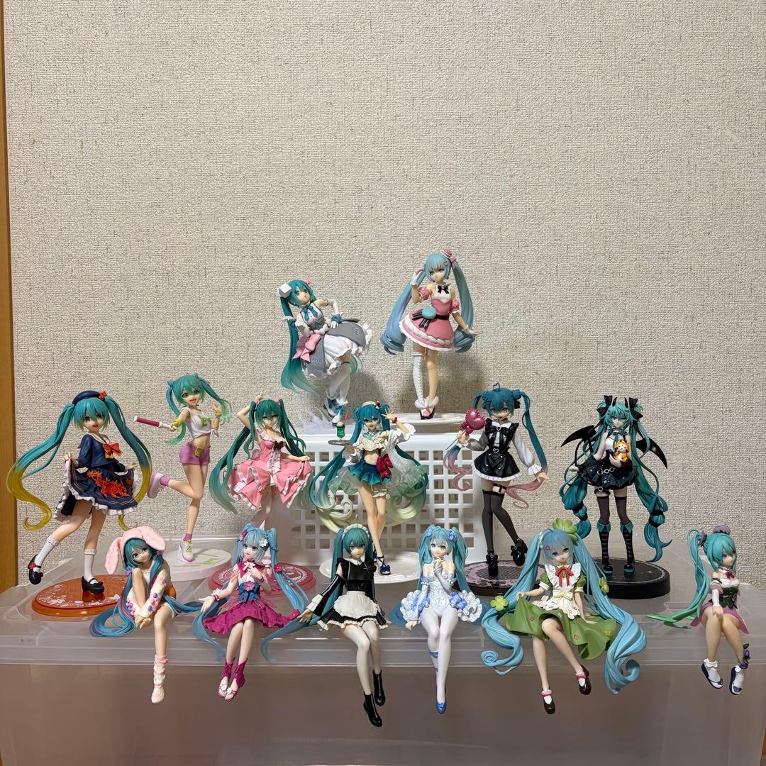 d*7様 初音ミク フィギュア 16個 まとめ売り