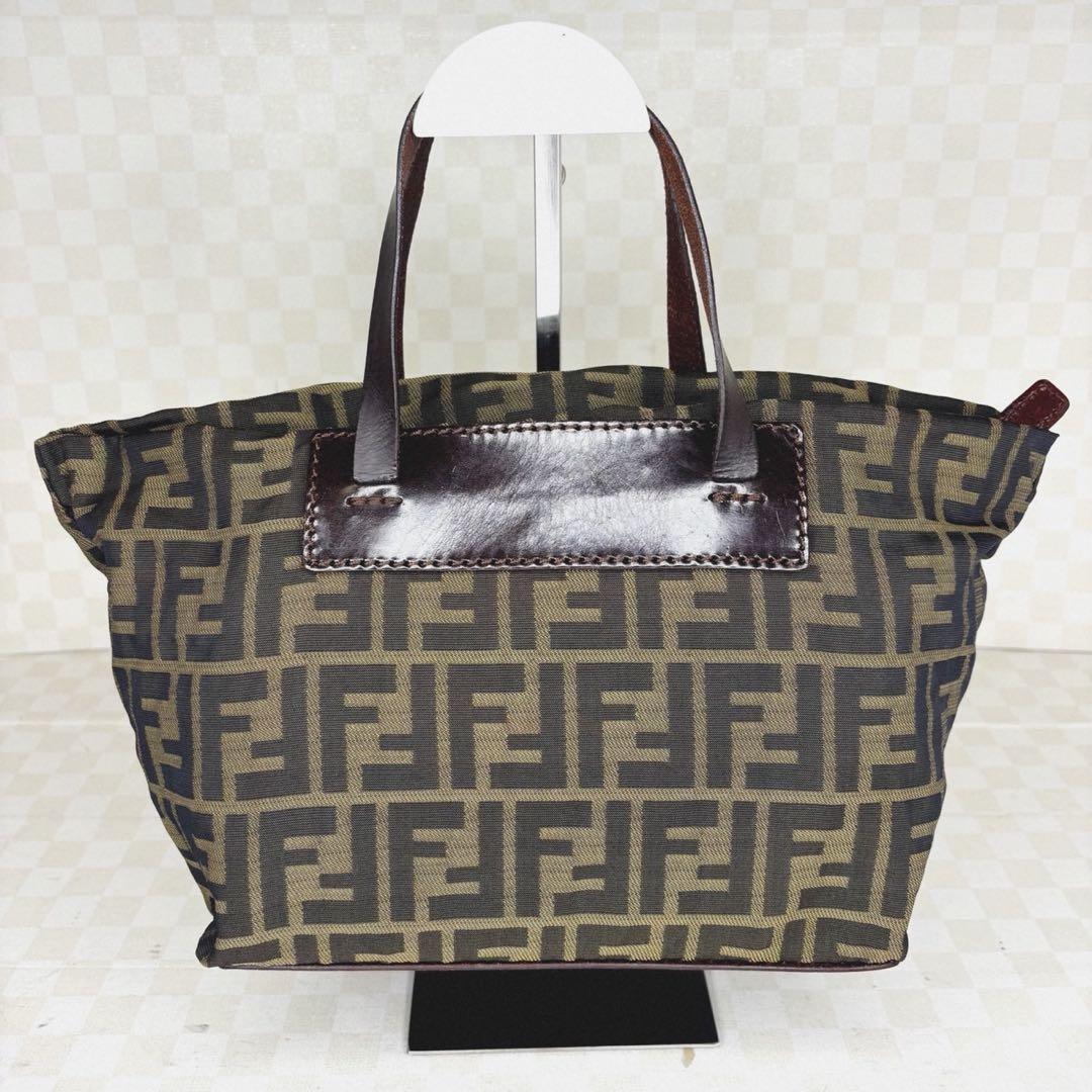 美品　FENDI フェンディ　ハンドバッグ　M011