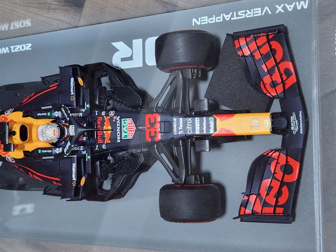 【Christian Dela Rosa】Red Bull Racing