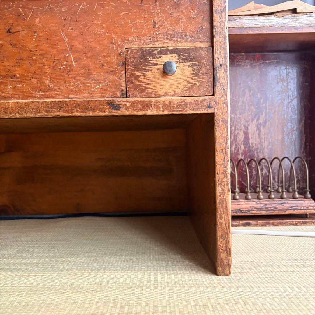 昭和時代の日本和室で使われていた木製の机 時代物 古道具