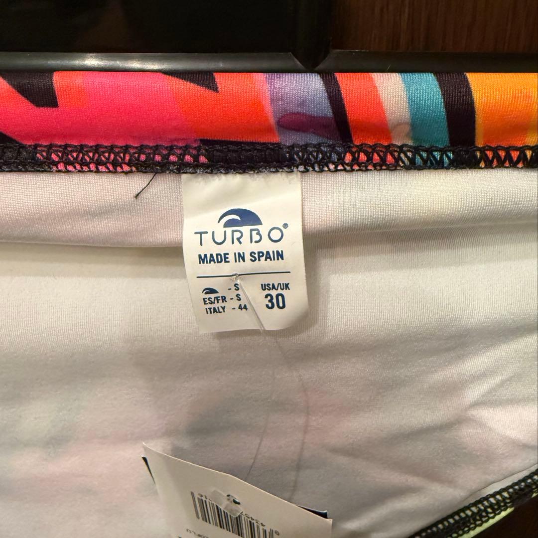 新品】 TURBO ターボ メンズ水着 Sサイズ ブイパン Vパン 水球水着