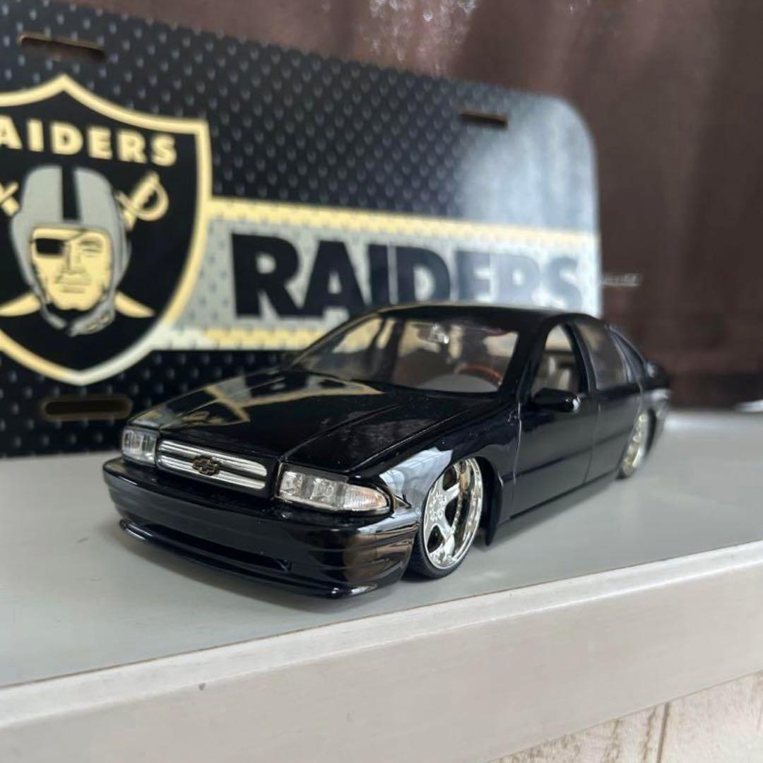 Jadaジェイダ1996 シボレー インパラSS DUB 車