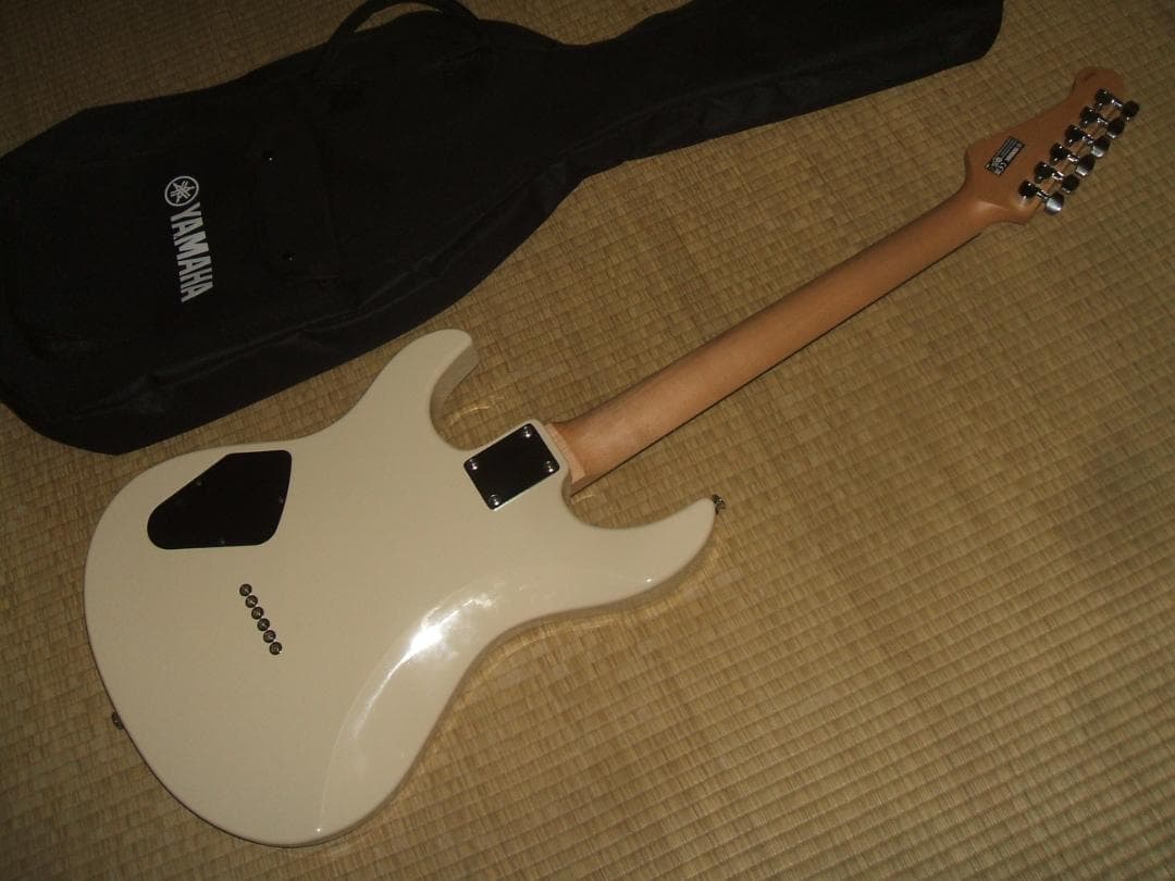 ウ*ミ様 Yamaha エレキギター PACIFICA PAC120H ギターケ