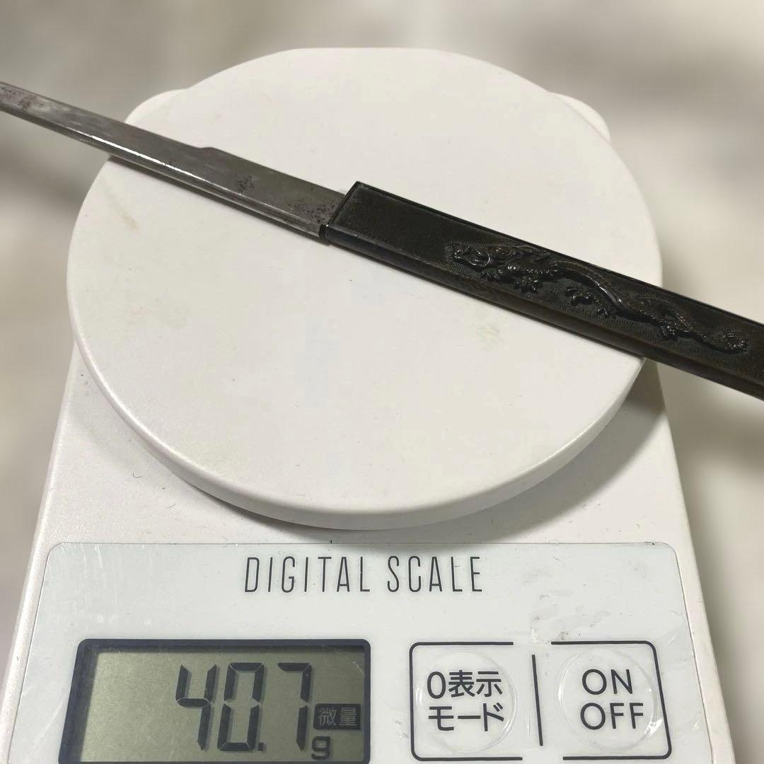 B-40 小柄　在銘　龍図　武具　刀装具　日本刀　時代物　美術品　工芸品　骨董品