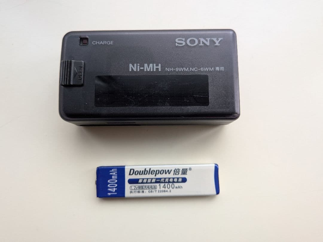 整備品 SONY WM-WX1 ソニー カセットウォークマン 充電器とガム電池付