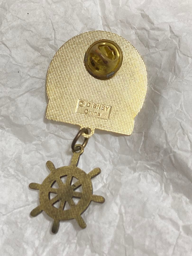 レア　東京ディズニーシー　オープニング　デート　アナウンスメント　ピンバッジ