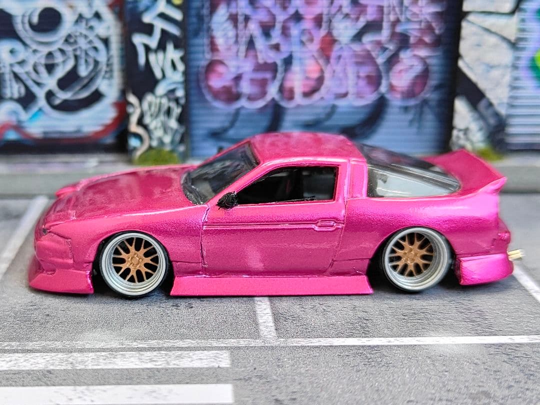 ホットウィールカスタム 日産 180sx フルエアロ キャンディー色トミカ