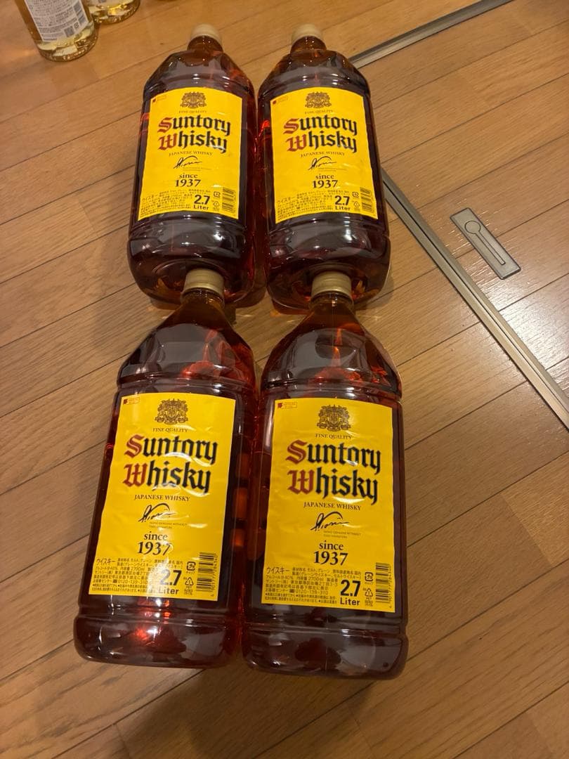 角瓶 2700ml [サントリー ウイスキー 日本 大容量] 4本 - メルカリ