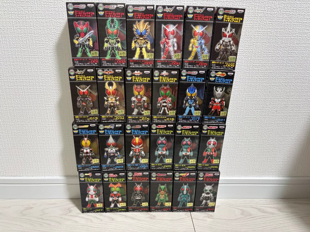 未開封】仮面ライダー ワールドコレクタブルフィギュア24体セット