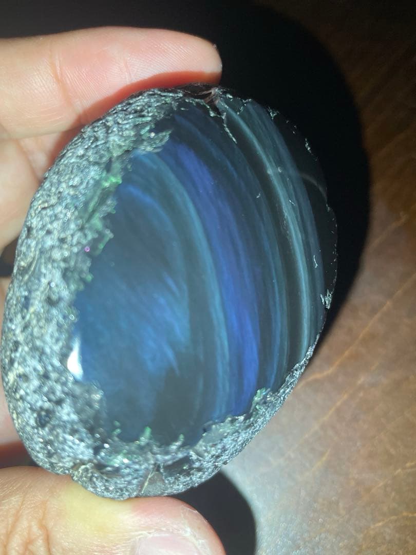 研磨品 十勝石玲瓏 複合色レインボーオブシディアン