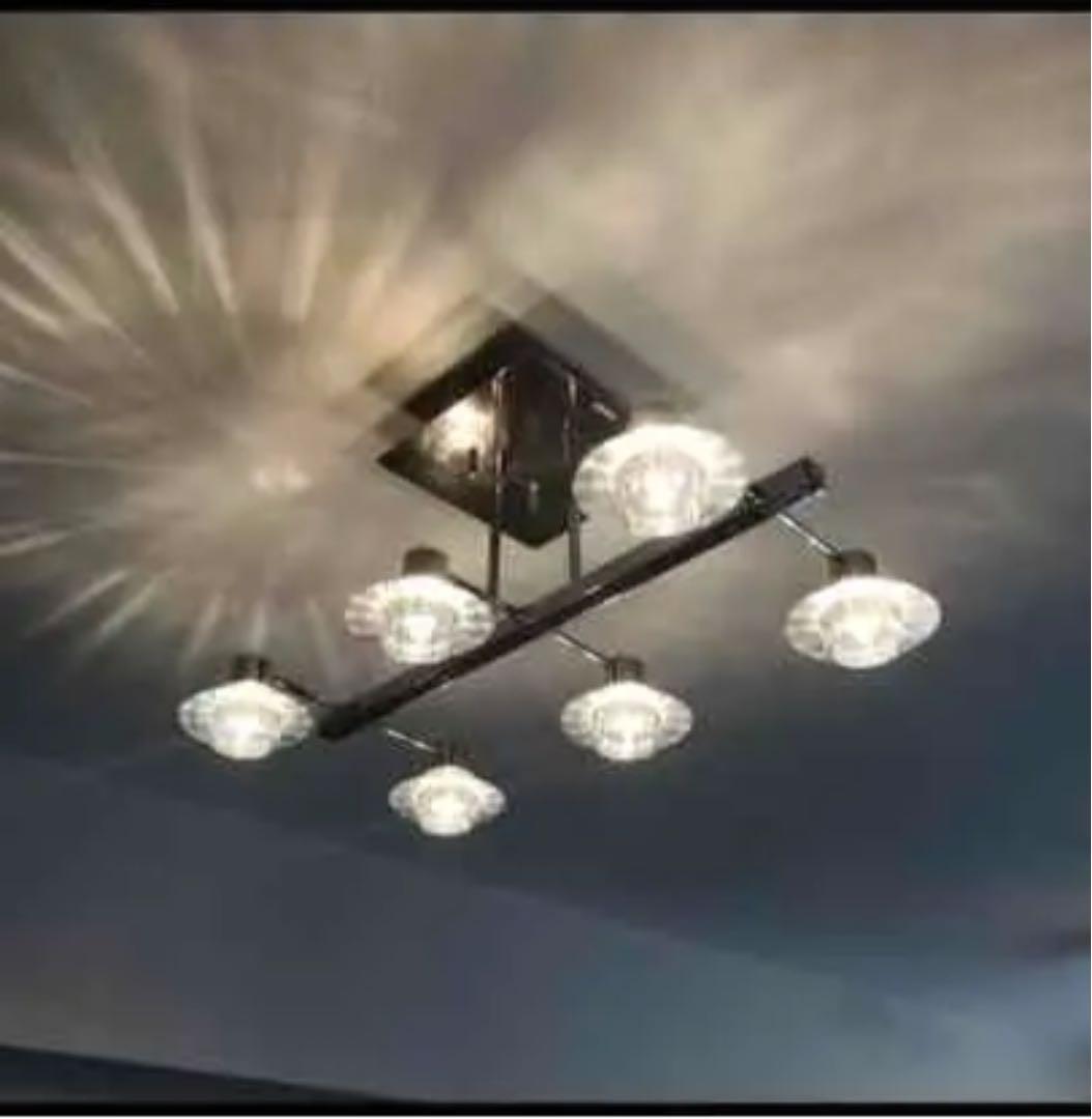 IDC大塚家具 6灯シャンデリア