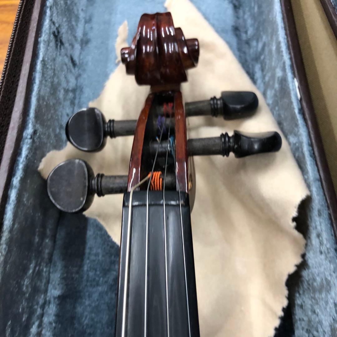 Universal Violin 4/4 ケース、弓付き
