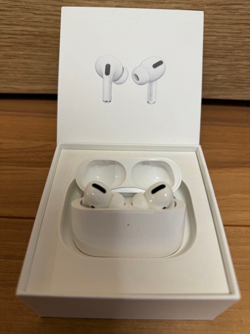 AirPods Pro 第一世代 箱付き ケーブルなし 中古 ケース付き AirPods
