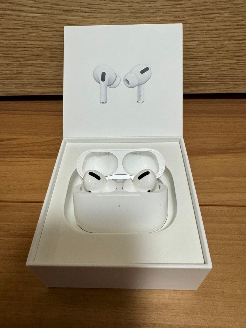 AirPods Proの箱
