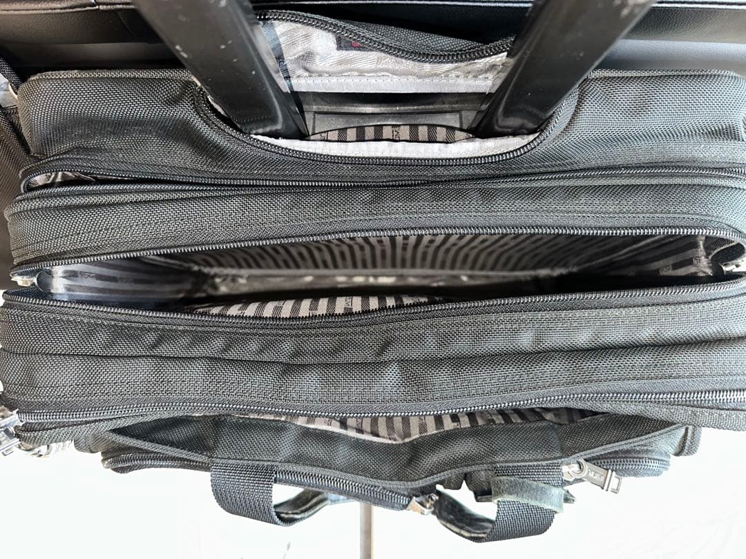 週末処分！TUMI バッグ 3点セット - メルカリ