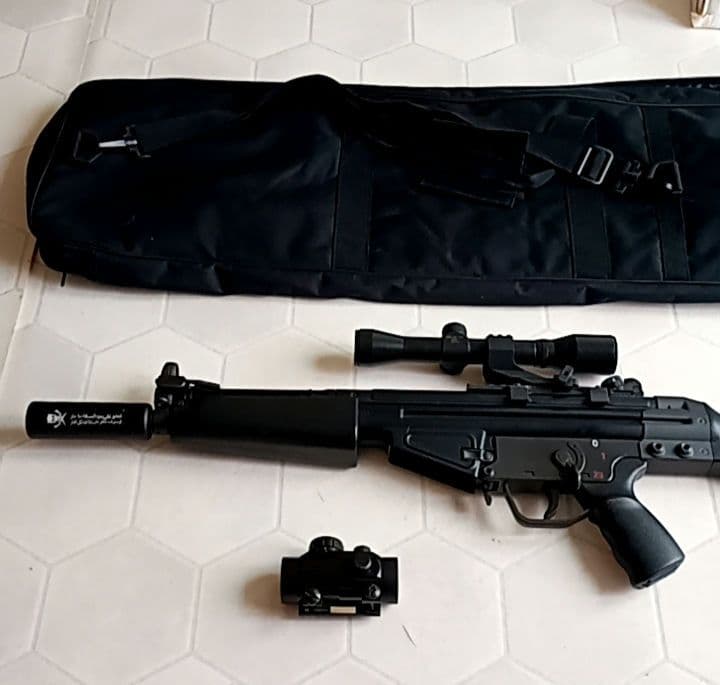 味*汁様 G3　シリーズー　①サイレンサー②スコープ③ドットサイト④ソフトケース