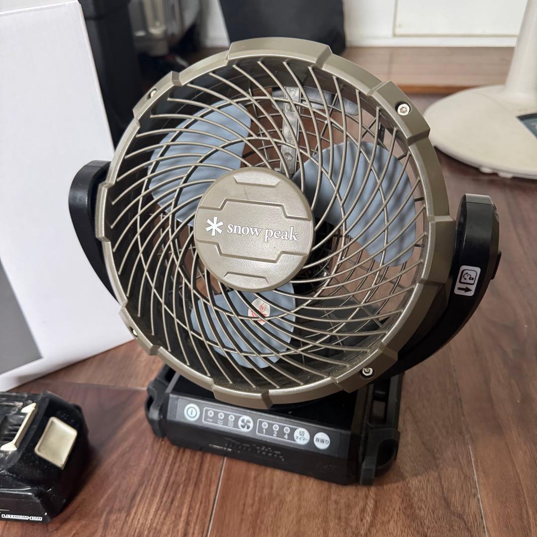 スノーピーク　フィールドファン　マキタ純正バッテリー付き